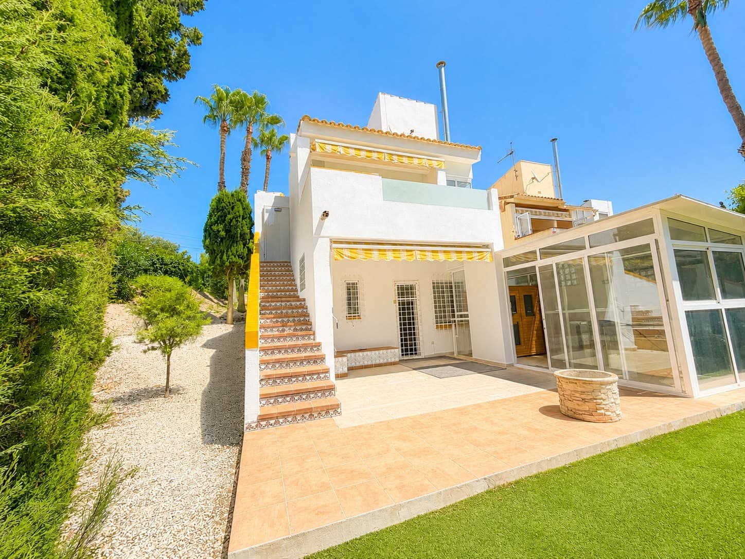 3 bed Detached Villa in Villamartin - 1