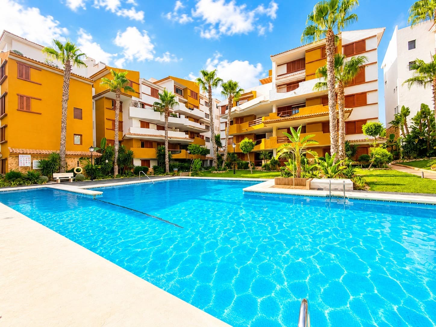 Apartamento Planta Media de 2 dormitorios en Punta Prima - 2