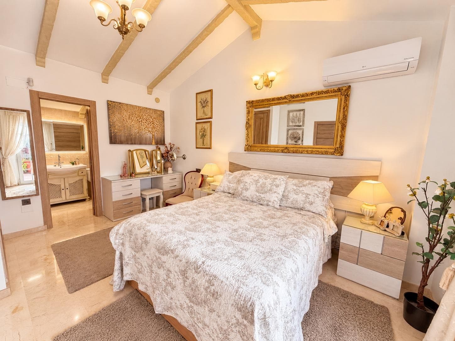 3 bed Detached Villa in Orihuela Costa - 30