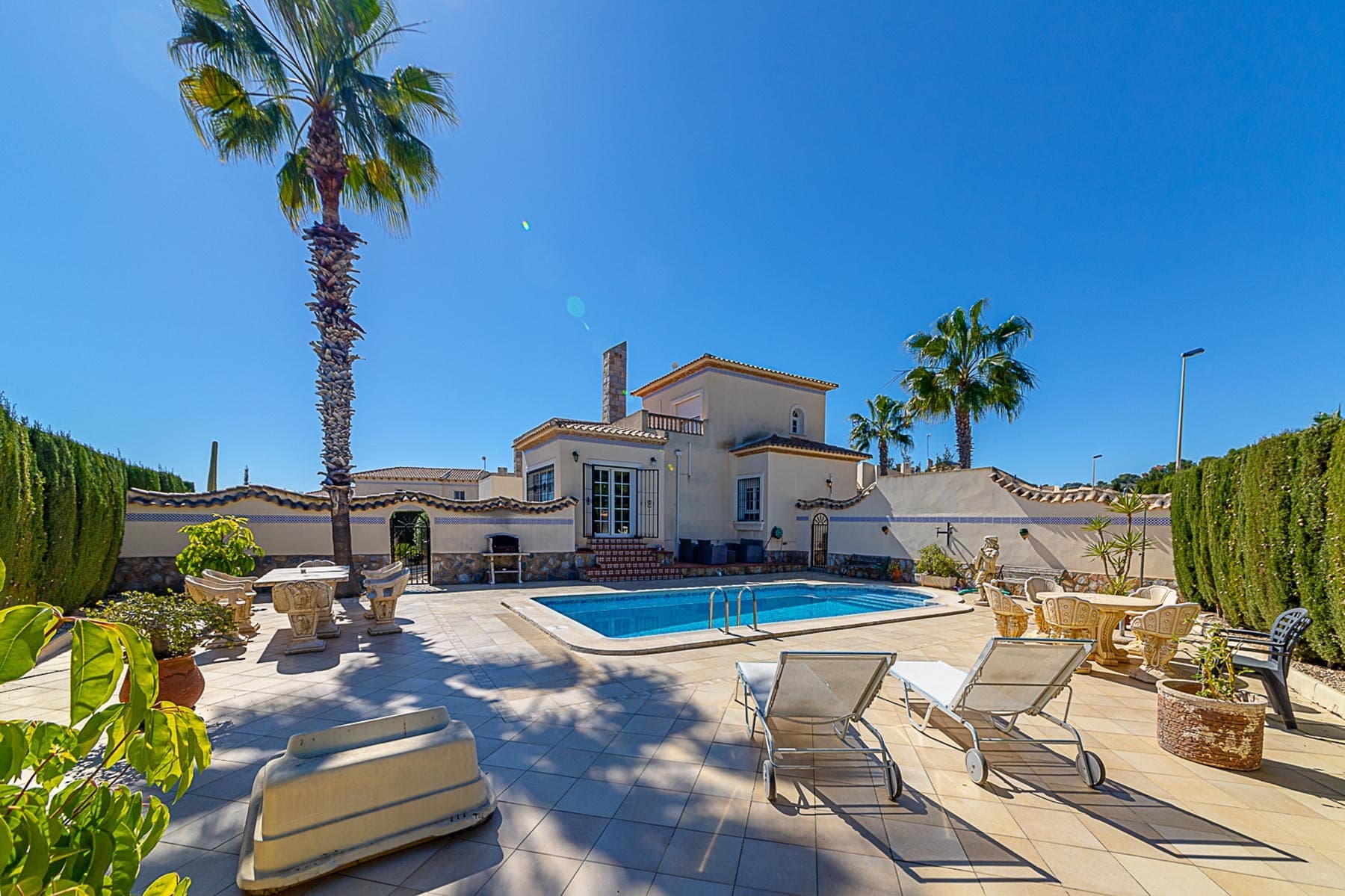 Vrijstaande Villa met 3 slaapkamers in Orihuela Costa - 4