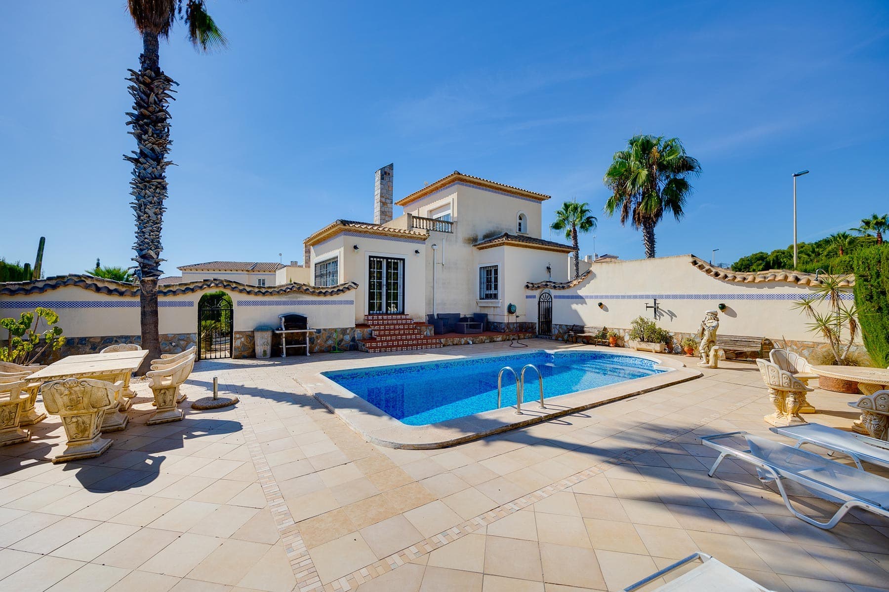 Vrijstaande Villa met 3 slaapkamers in Orihuela Costa - 1
