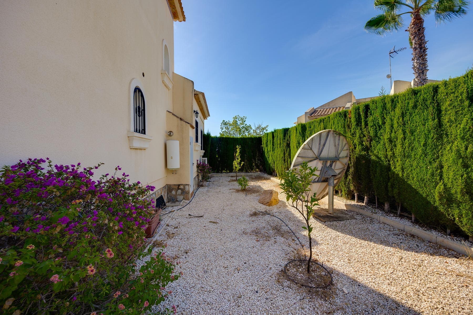 Vrijstaande Villa met 3 slaapkamers in Orihuela Costa - 32