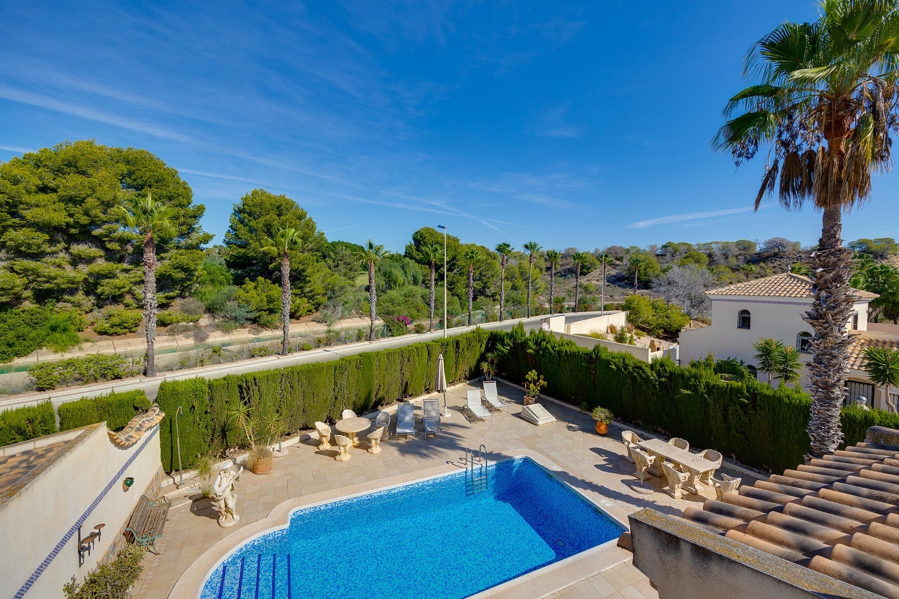 Vrijstaande Villa met 3 slaapkamers in Orihuela Costa - 18