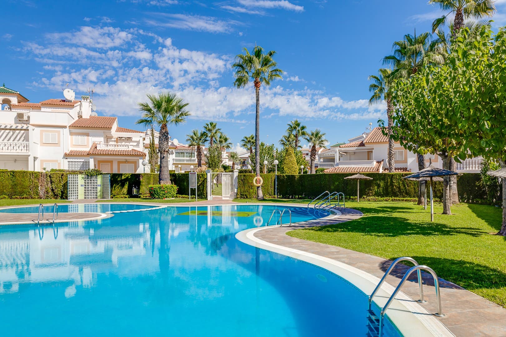 Tussenverdieping Appartement met 2 slaapkamers in Orihuela Costa - 38