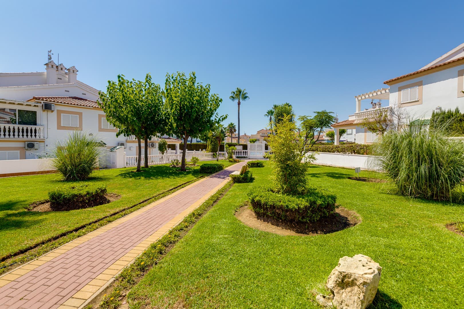 Tussenverdieping Appartement met 2 slaapkamers in Orihuela Costa - 40