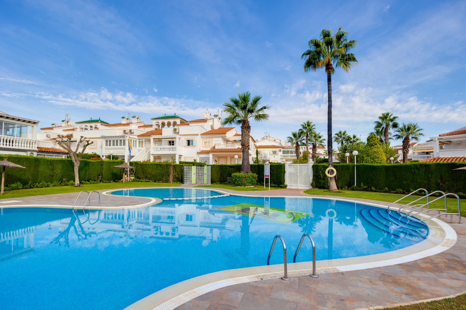 Tussenverdieping Appartement met 2 slaapkamers in Orihuela Costa - 37