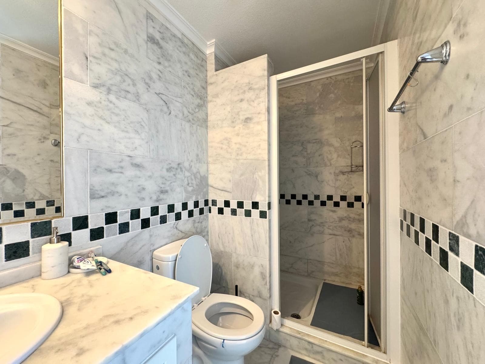 Apartamento Planta Media de 2 dormitorios en Orihuela Costa - 17