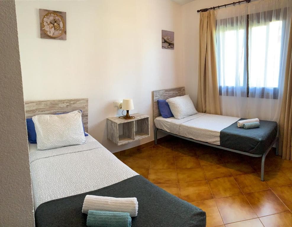 2 bed Middle Floor Apartment in Orihuela Costa - 10