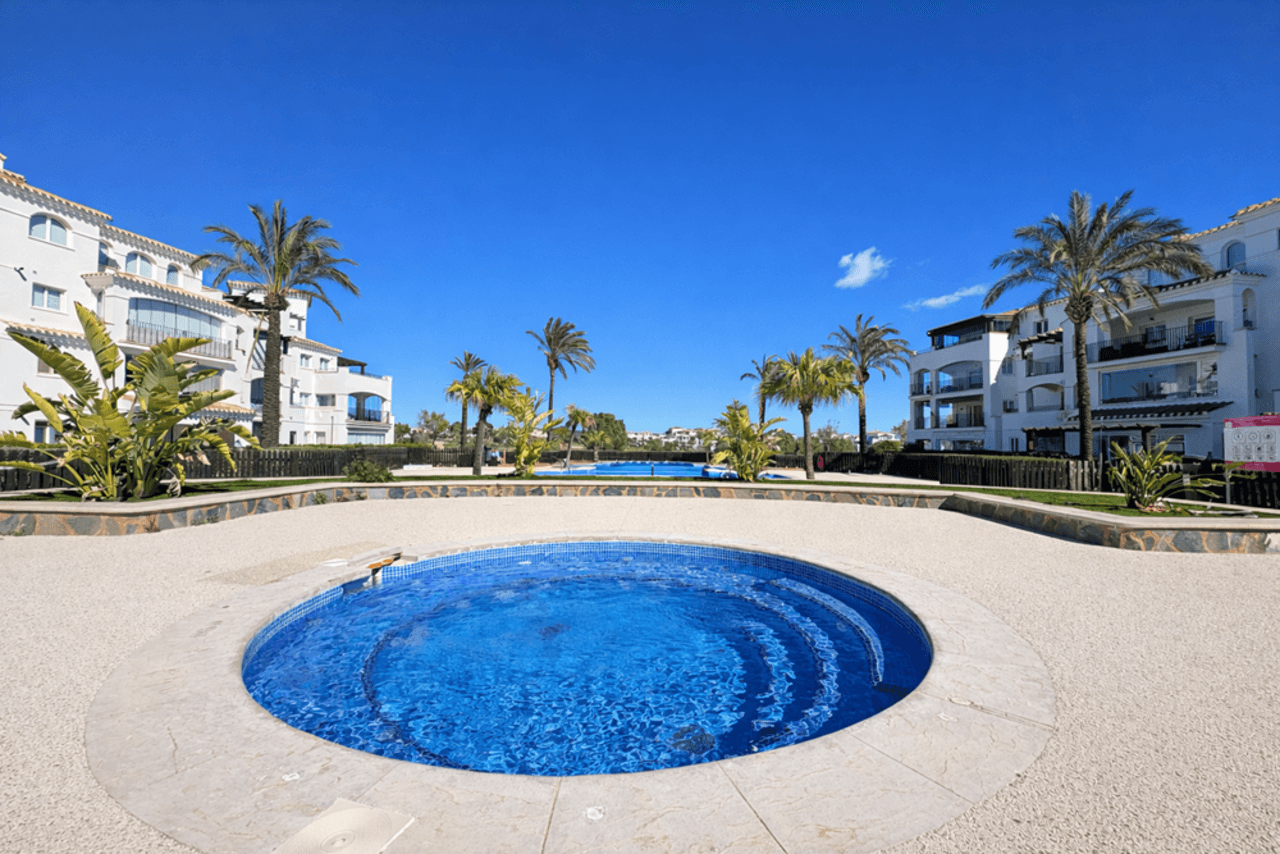 Apartamento Planta Media de 2 dormitorios en Hacienda Riquelme - 20