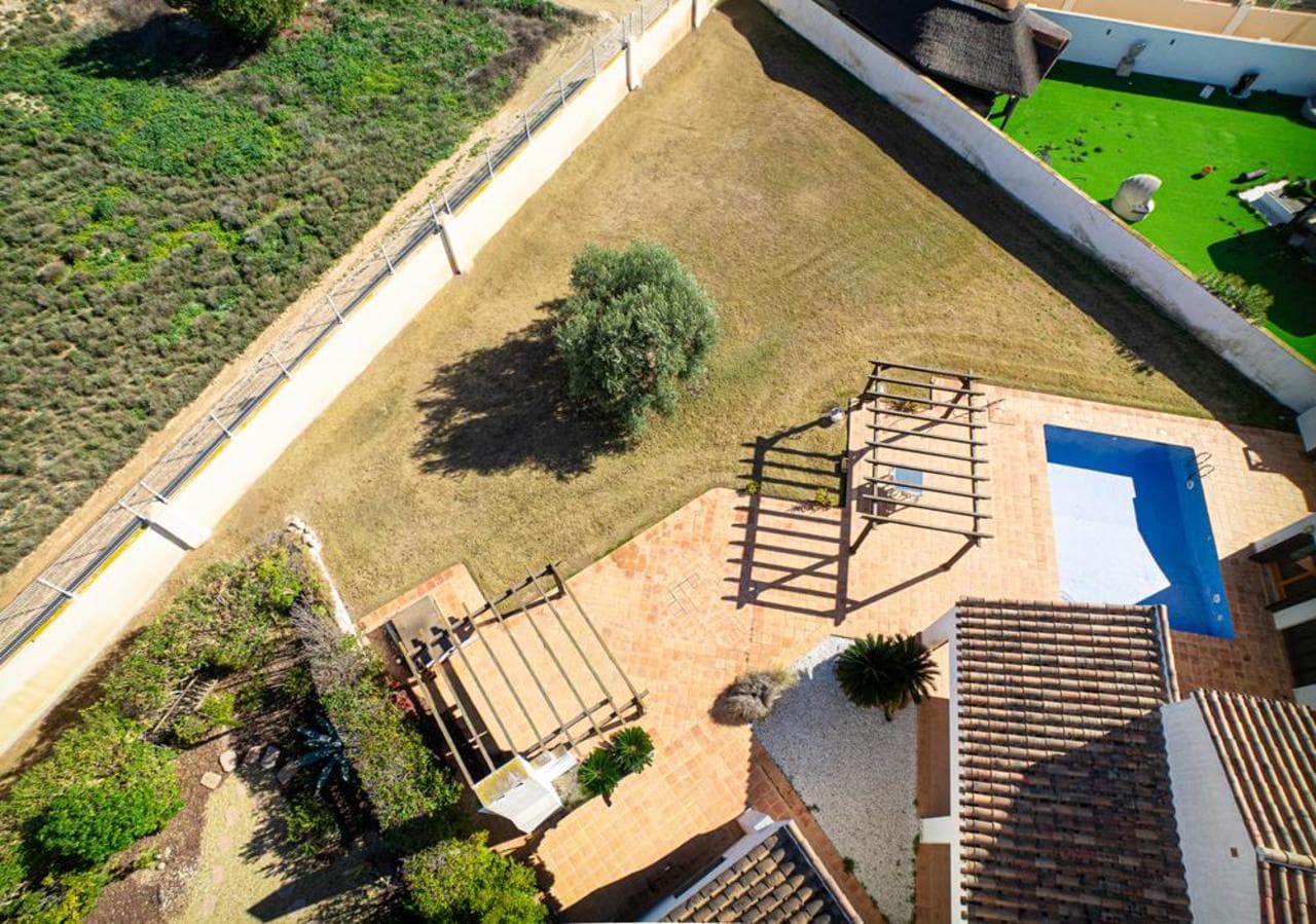 5 bed Detached Villa in El Valle Golf Resort - 8