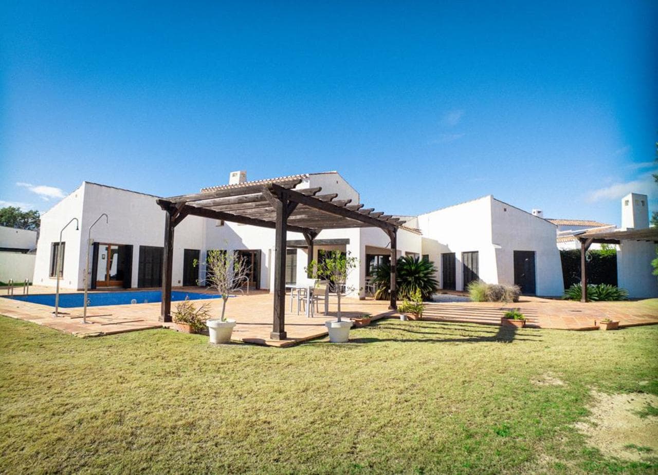 5 bed Detached Villa in El Valle Golf Resort - 9