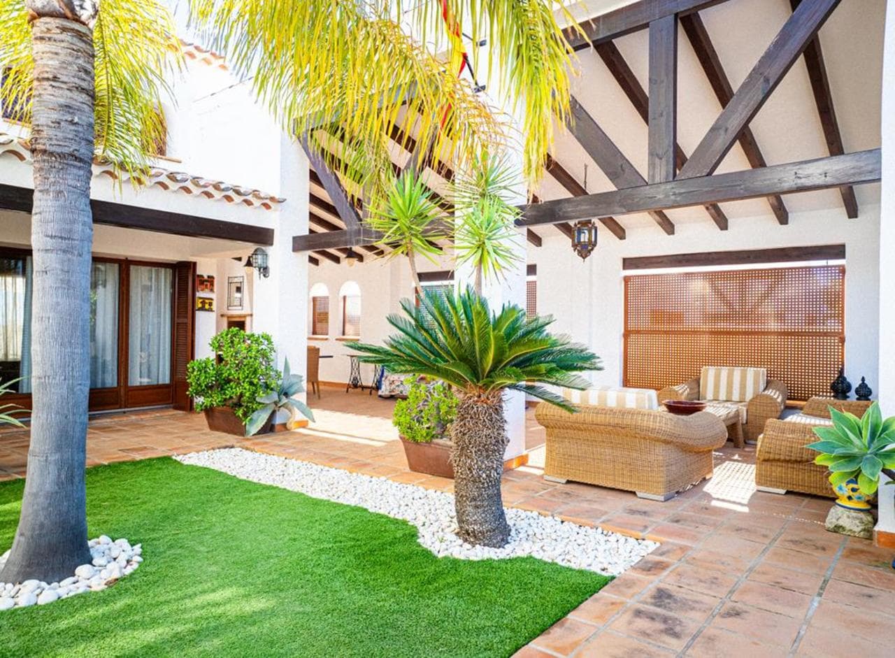 3 bed Detached Villa in El Valle Golf Resort - 5