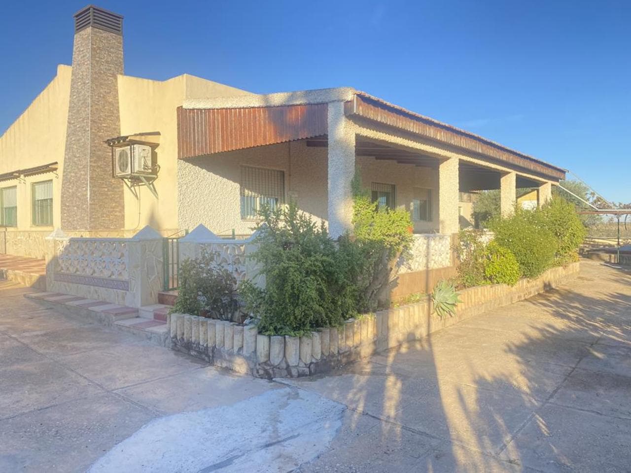 Villa - Chalet de 4 dormitorios en Gea y Truyols - 11