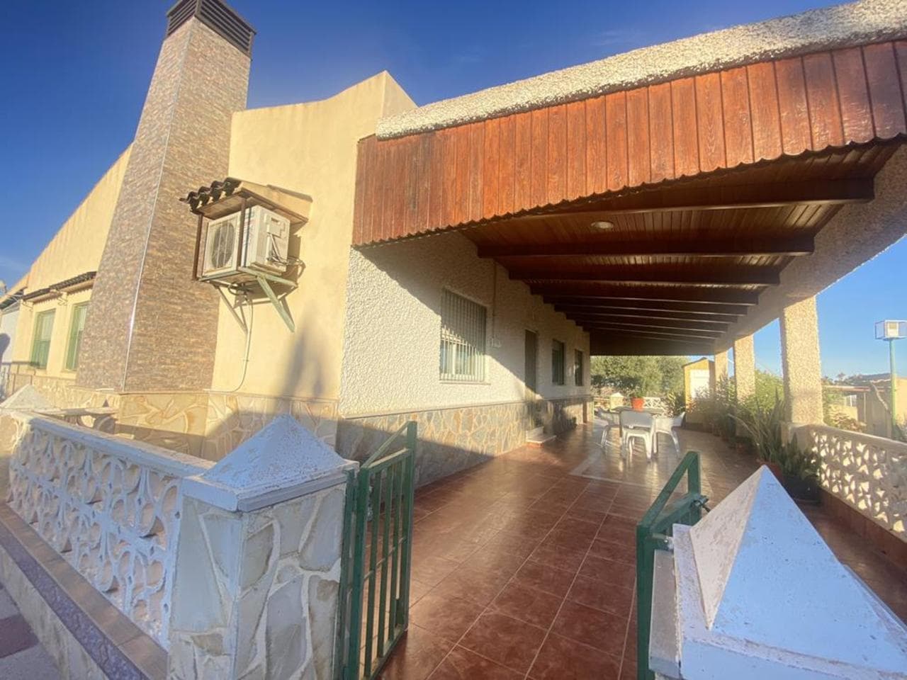 Villa - Chalet de 4 dormitorios en Gea y Truyols - 23