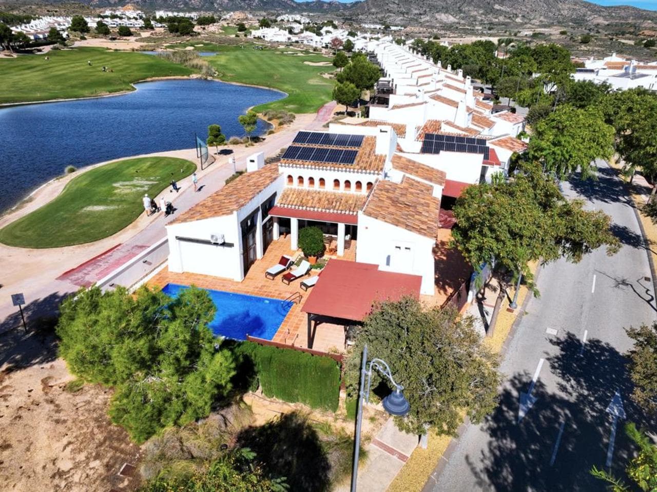 Villa - Chalet de 5 dormitorios en El Valle Golf Resort - 1