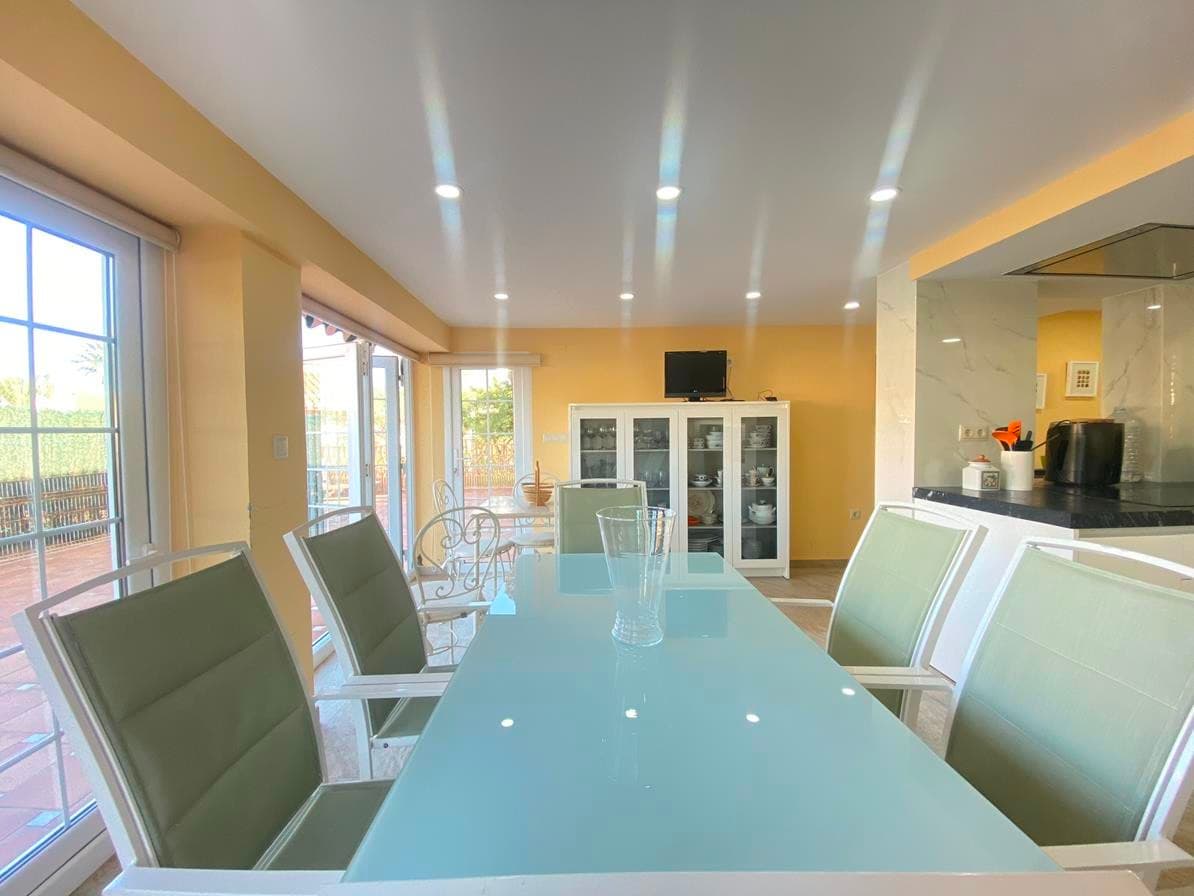 Villa - Chalet de 8 dormitorios en Cabo Roig - 31