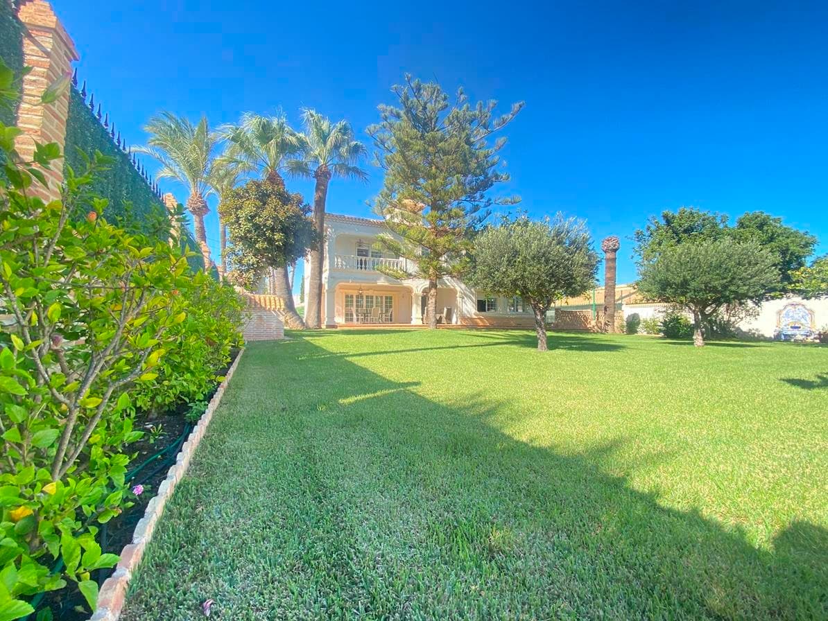 Villa - Chalet de 8 dormitorios en Cabo Roig - 21