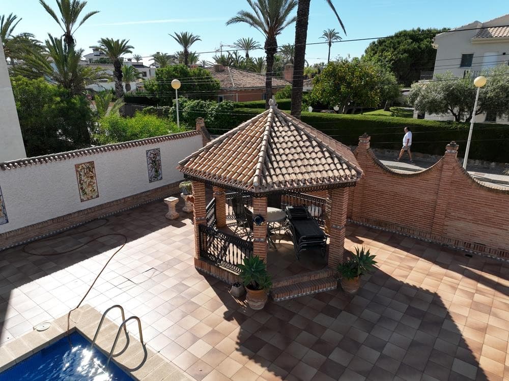 Villa - Chalet de 8 dormitorios en Cabo Roig - 5