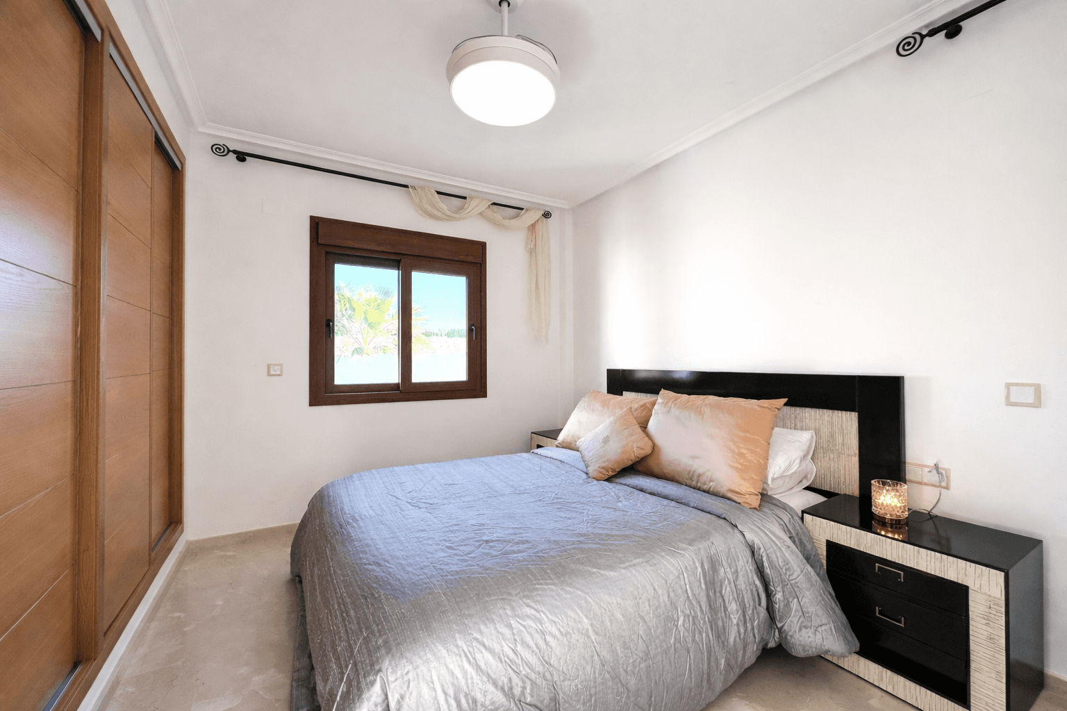 Vrijstaande Villa met 4 slaapkamers in Altaona Golf and Country Village - 26