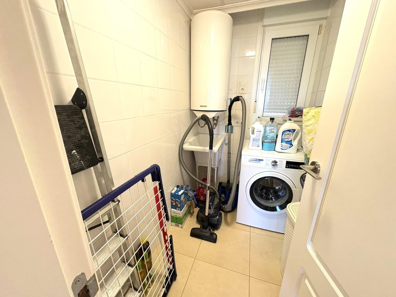 3 bed Middle Floor Apartment in Altaona Golf and Country Village - 15
