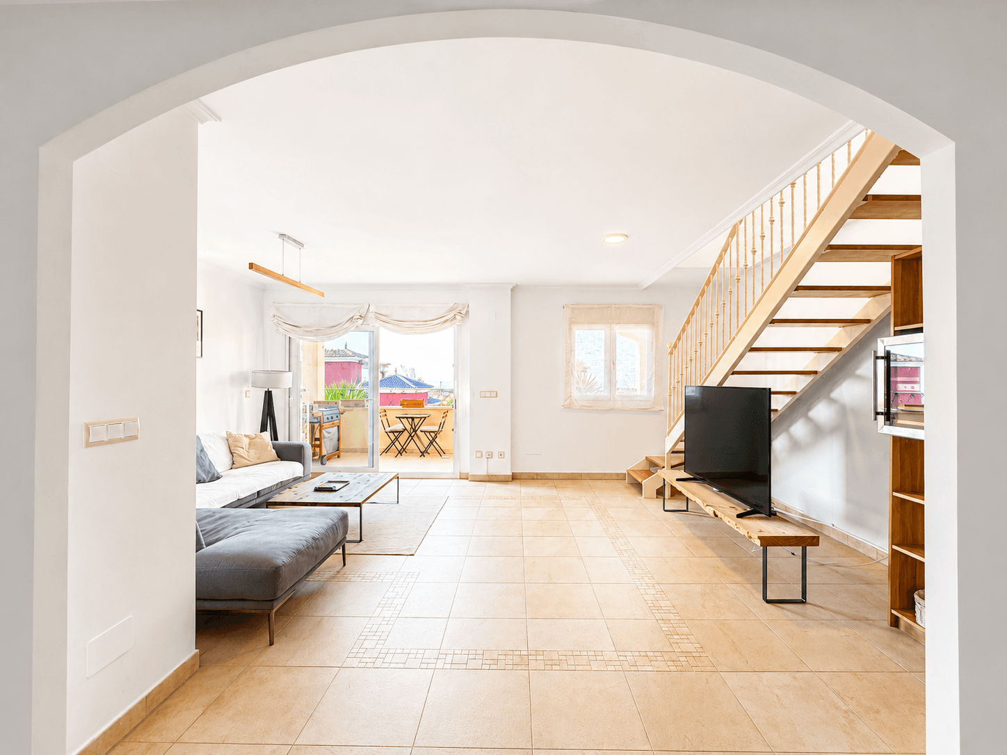 Tussenverdieping Appartement met 2 slaapkamers in Altaona Golf and Country Village - 13