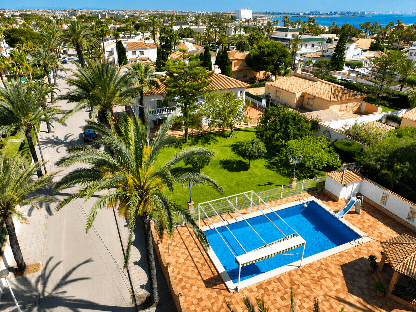 Villa - Chalet de 8 dormitorios en Cabo Roig - 3