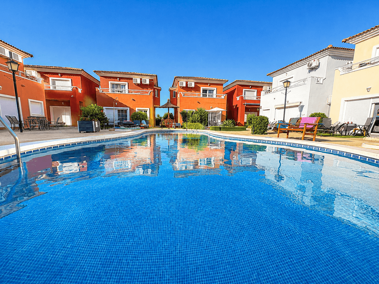 Vrijstaande Villa met 2 slaapkamers in Altaona Golf and Country Village