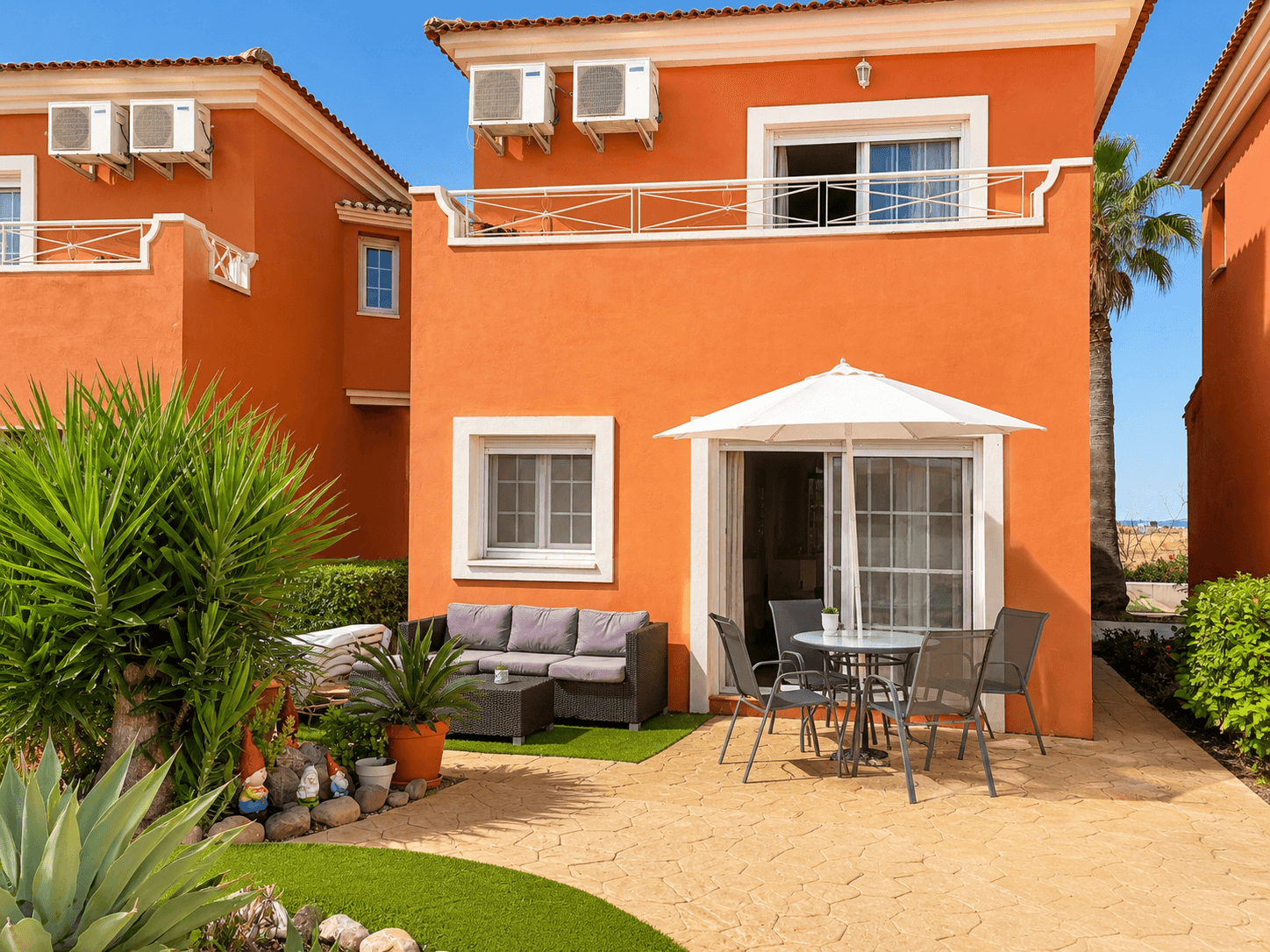 Vrijstaande Villa met 2 slaapkamers in Altaona Golf and Country Village