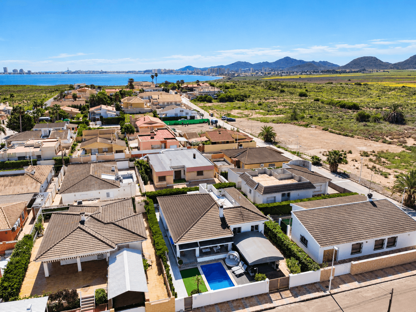 Vrijstaande Villa met 4 slaapkamers in Mar de Cristal - 9