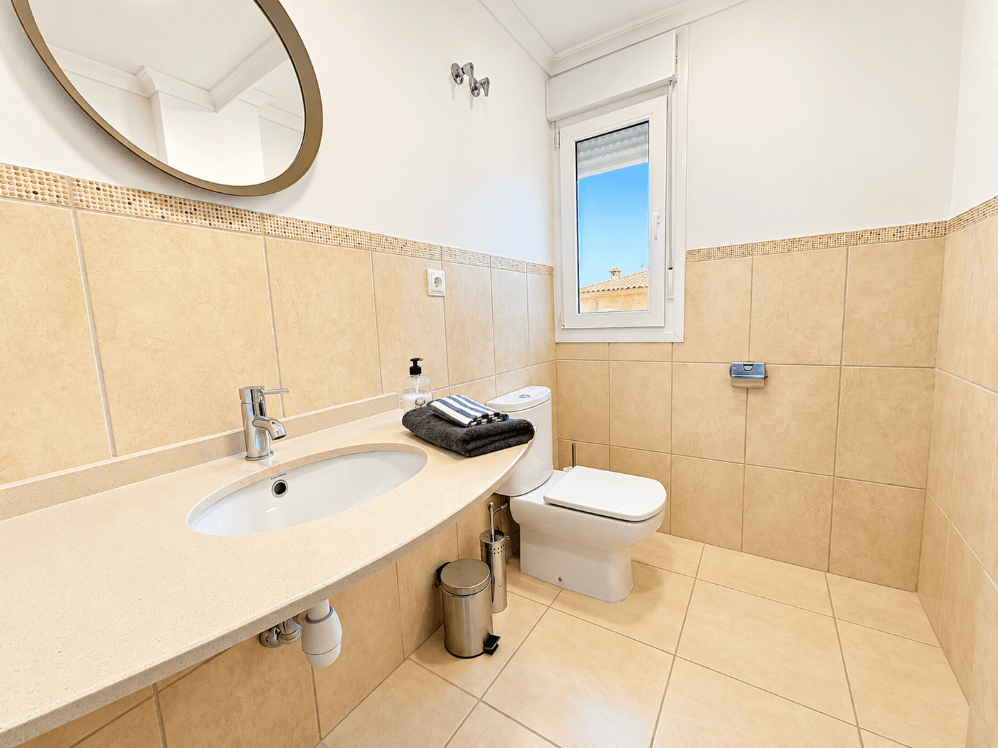 Tussenverdieping Appartement met 3 slaapkamers in Altaona Golf and Country Village - 7