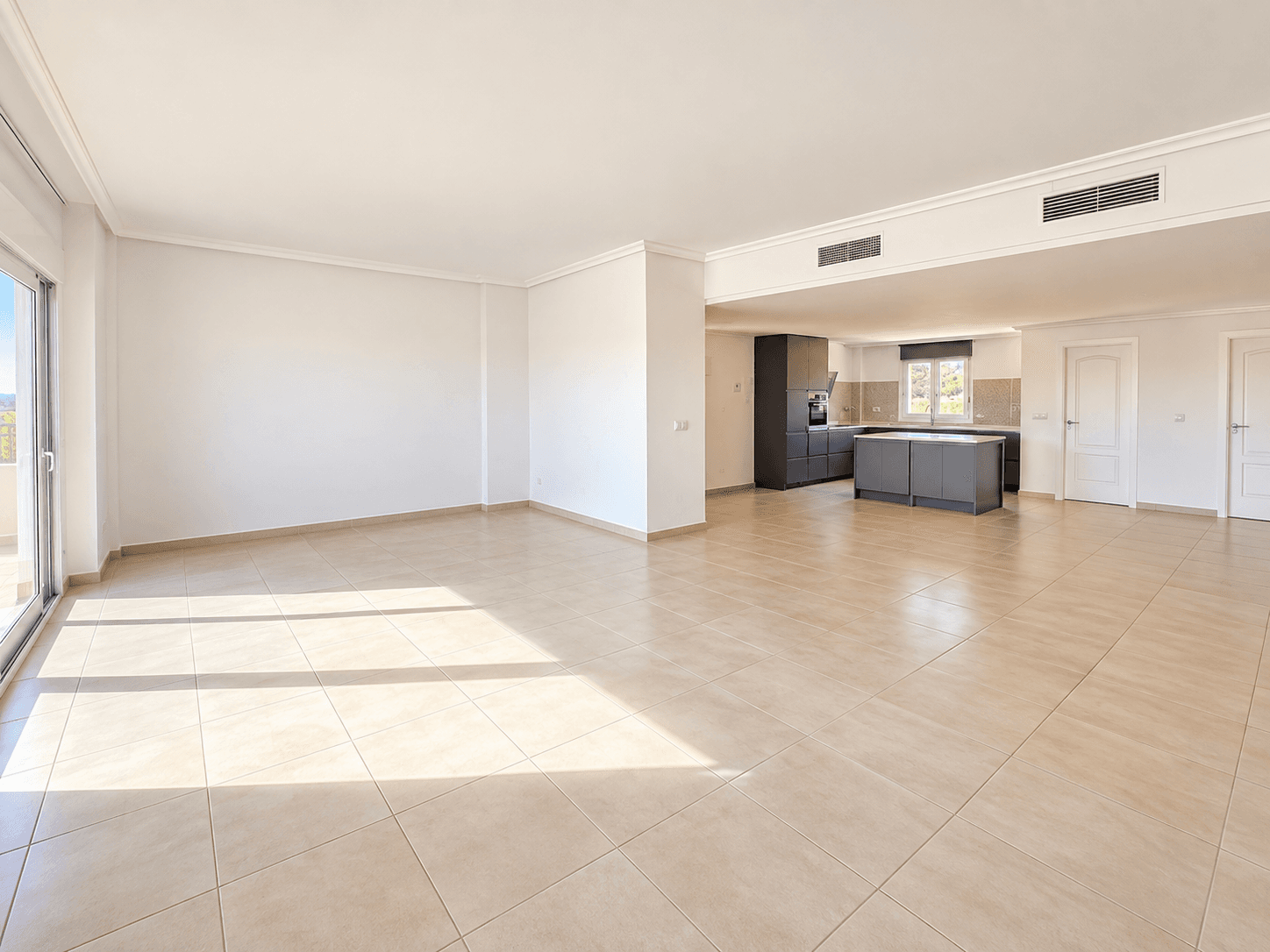 Tussenverdieping Appartement met 3 slaapkamers in Altaona Golf and Country Village - 5