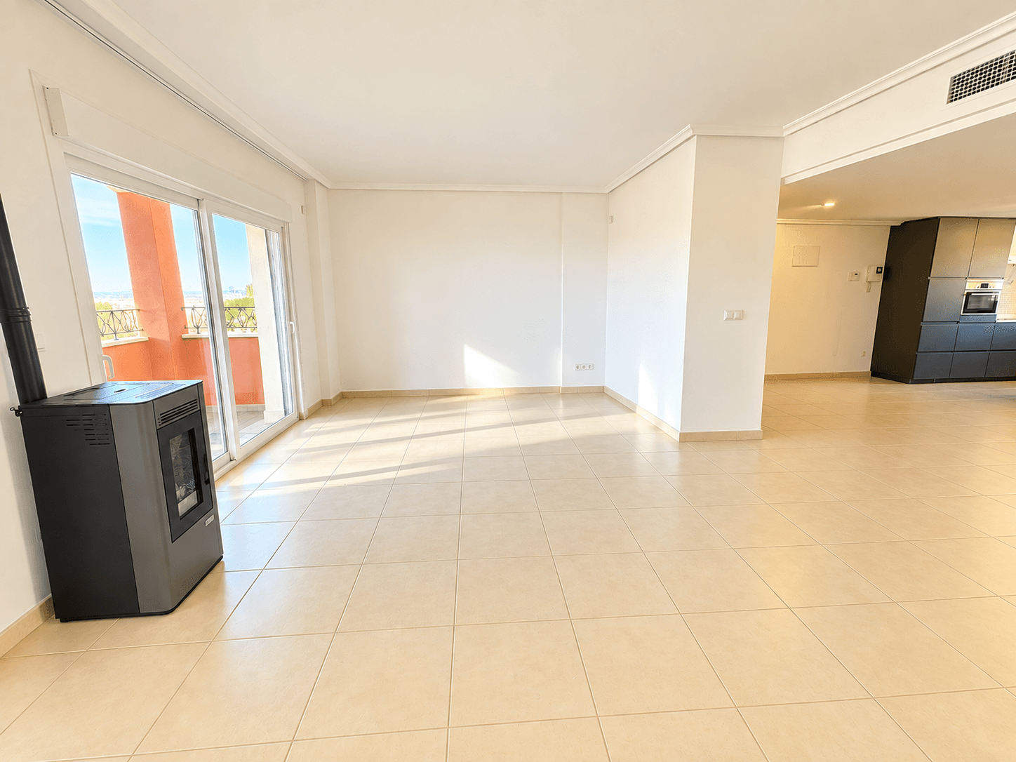 Tussenverdieping Appartement met 3 slaapkamers in Altaona Golf and Country Village - 11