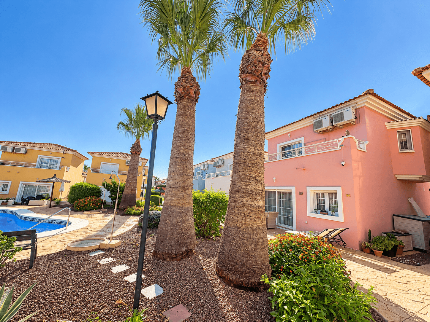 2 bed Detached in Altaona Golf and Country Village - 1