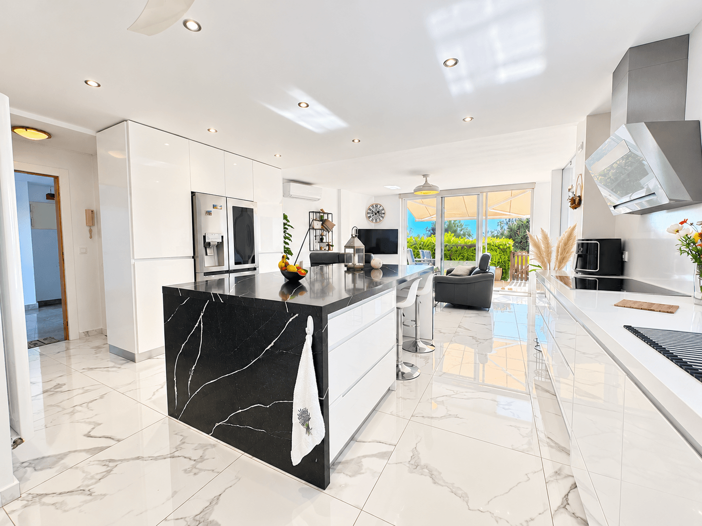 Apartamento Planta Media de 2 dormitorios en Hacienda Riquelme - 1