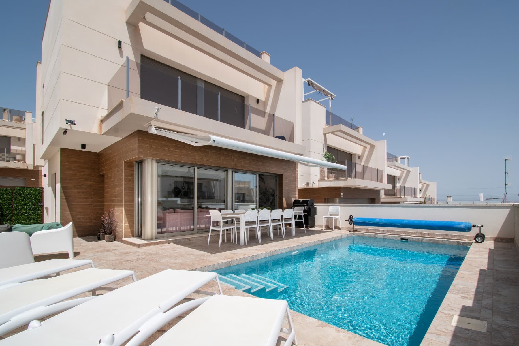 Villa - Chalet de 5 dormitorios en Orihuela Costa - 1