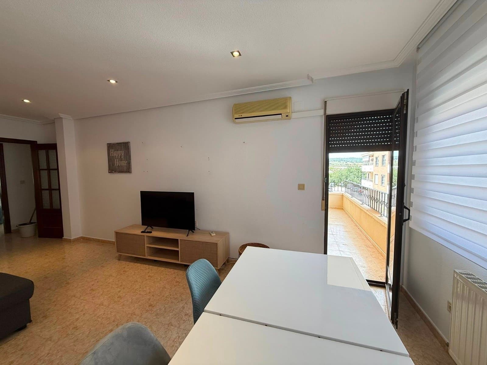 Apartamento Planta Media de 3 dormitorios en San Miguel de Salinas - 9