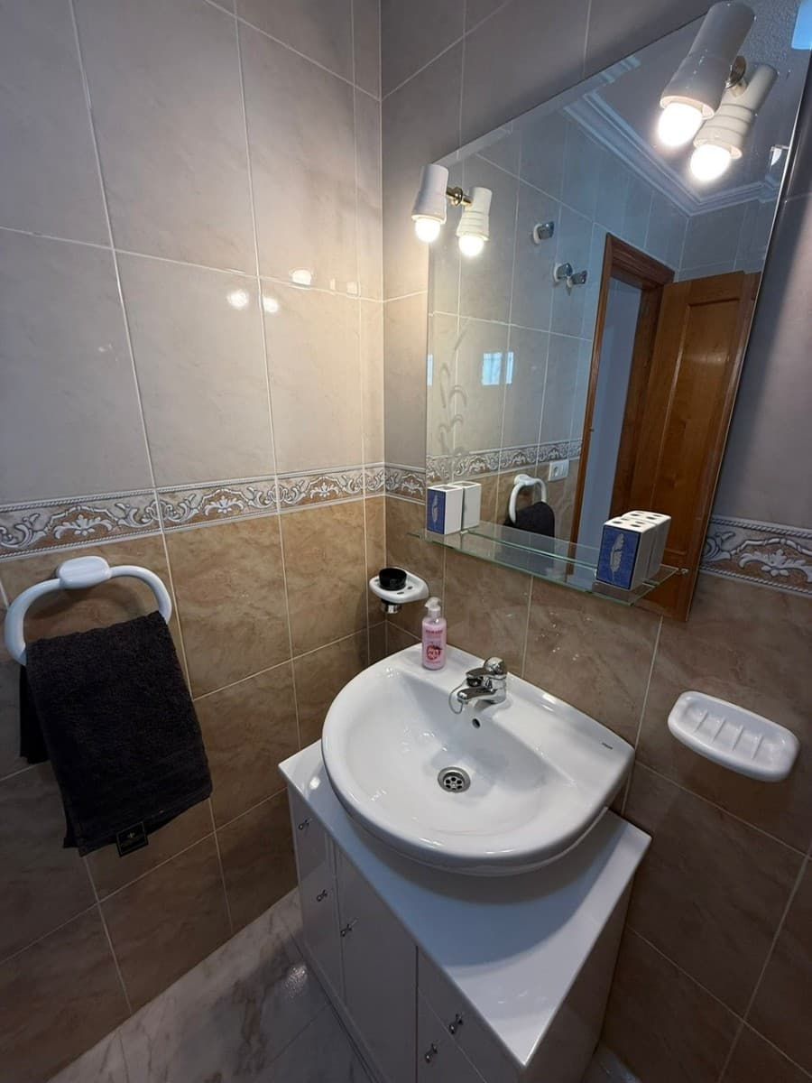 Villa - Chalet de 5 dormitorios en Orihuela Costa - 28