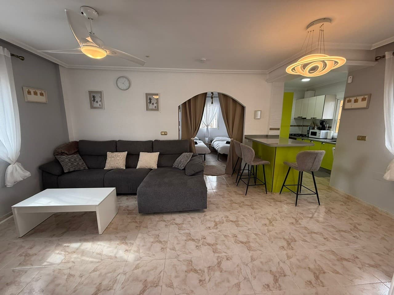 Villa - Chalet de 5 dormitorios en Orihuela Costa - 8