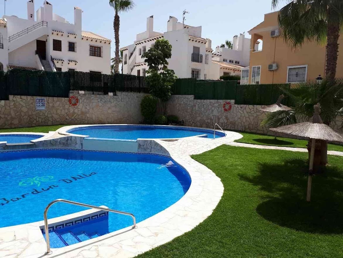 Apartamento Planta Media de 2 dormitorios en Orihuela Costa - 13
