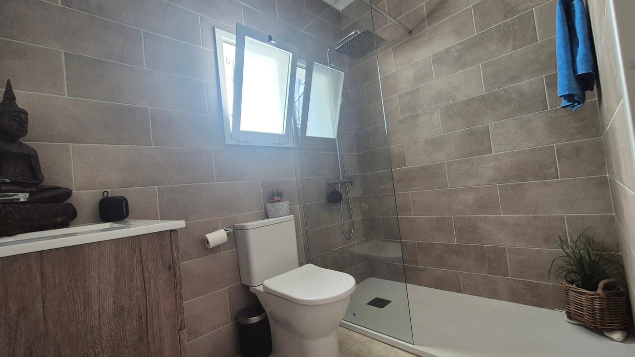 Semi-Vrijstaande Villa met 2 slaapkamers in San Miguel de Salinas - 19