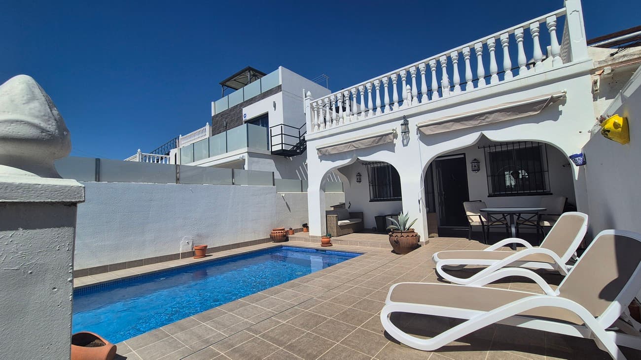 Semi-Vrijstaande Villa met 2 slaapkamers in San Miguel de Salinas - 6