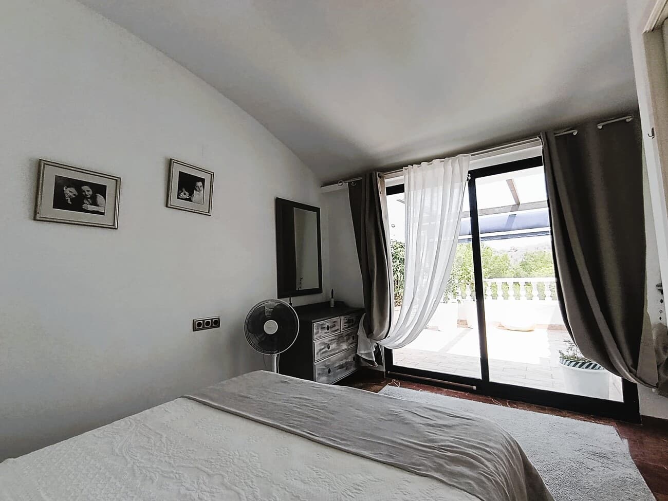 3 bed Middle Floor Apartment in Las Ramblas Golf - 48