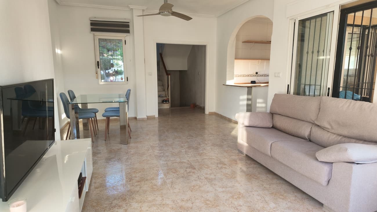 Vrijstaande Villa met 3 slaapkamers in Villamartin - 7