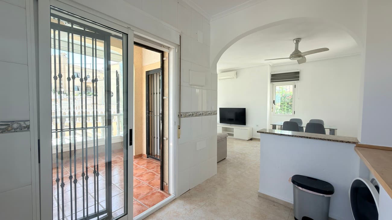 Vrijstaande Villa met 3 slaapkamers in Orihuela Costa - 20