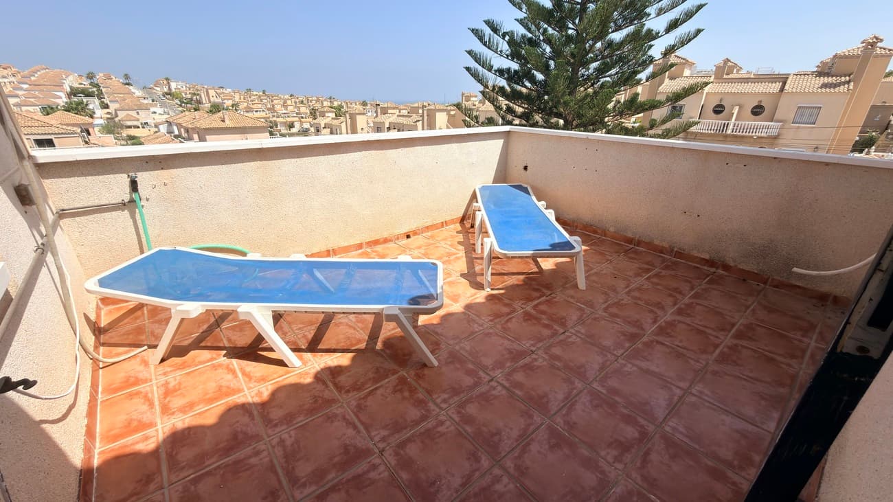 Vrijstaande Villa met 3 slaapkamers in Orihuela Costa - 38