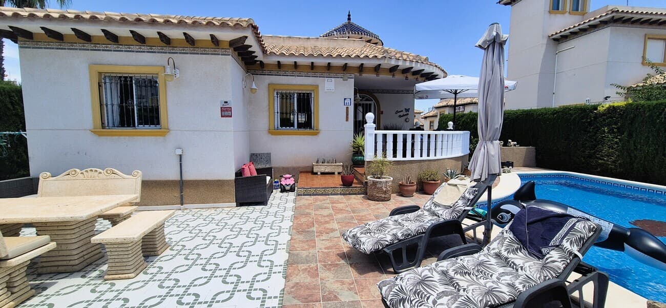 Villa - Chalet de 4 dormitorios en Orihuela Costa - 5