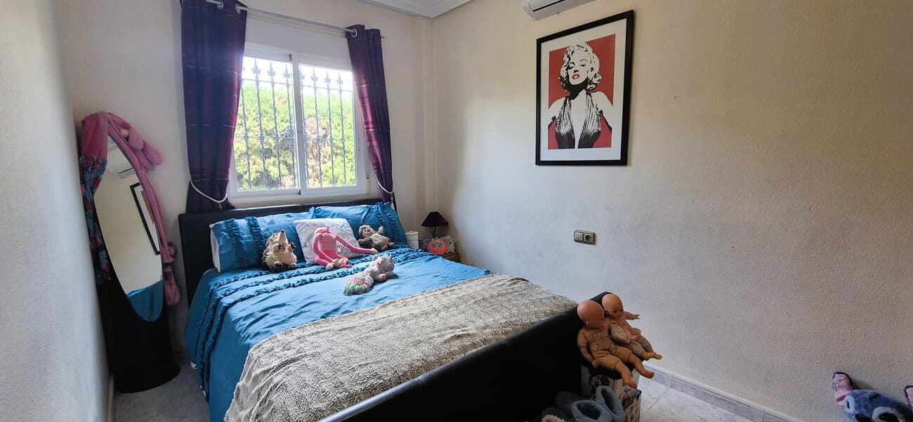 Villa - Chalet de 4 dormitorios en Orihuela Costa - 23