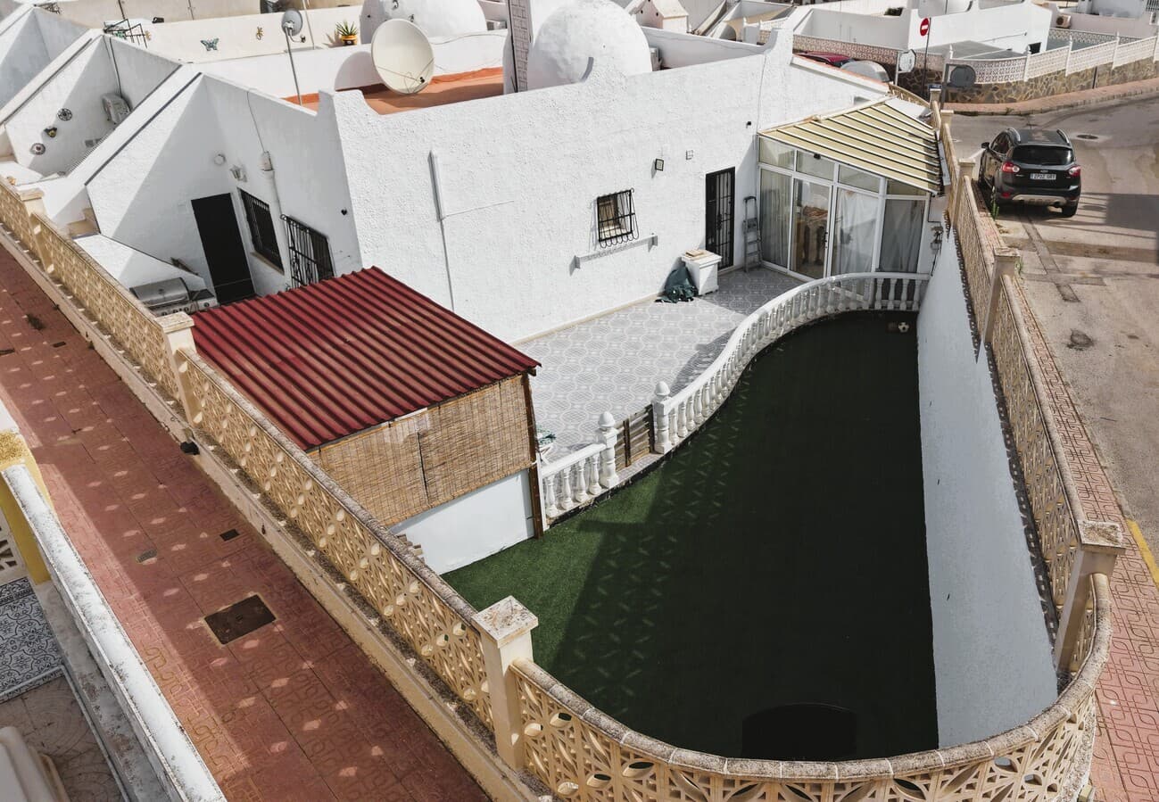2 bed Bungalow in Blue Lagoon - 3