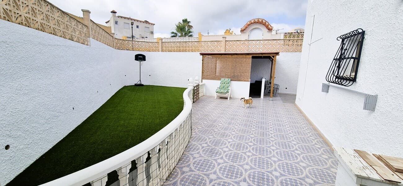2 bed Bungalow in Blue Lagoon - 5