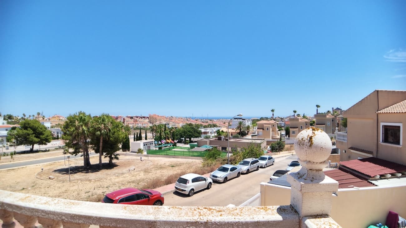 3 bed Detached Villa in Orihuela Costa - 19